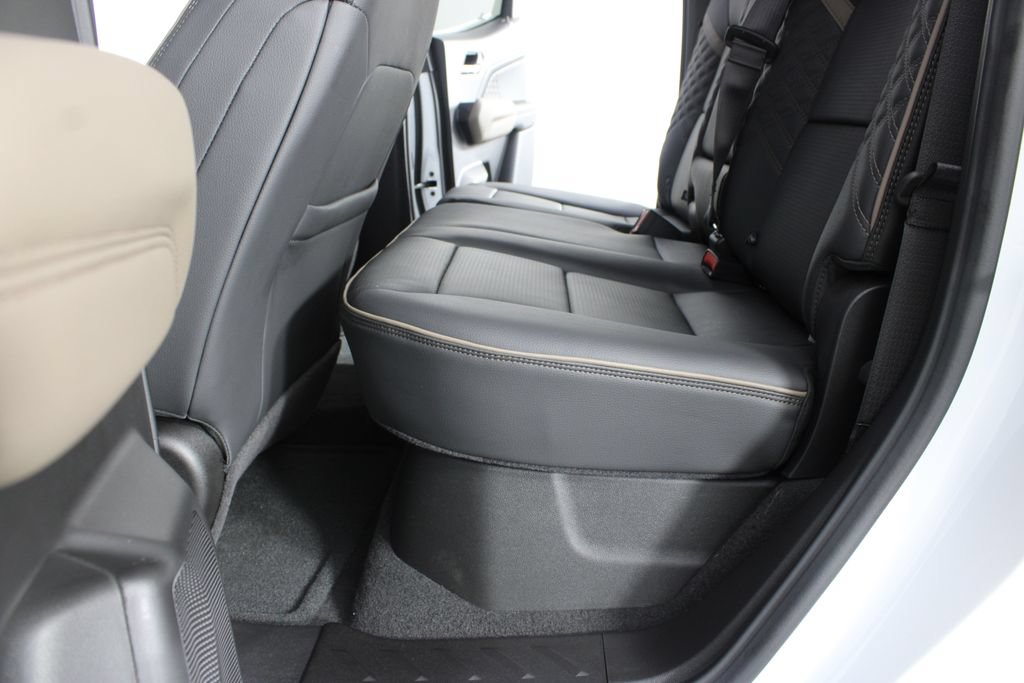New 2026 GMC Canyon Denali AWD/4WD image 18
