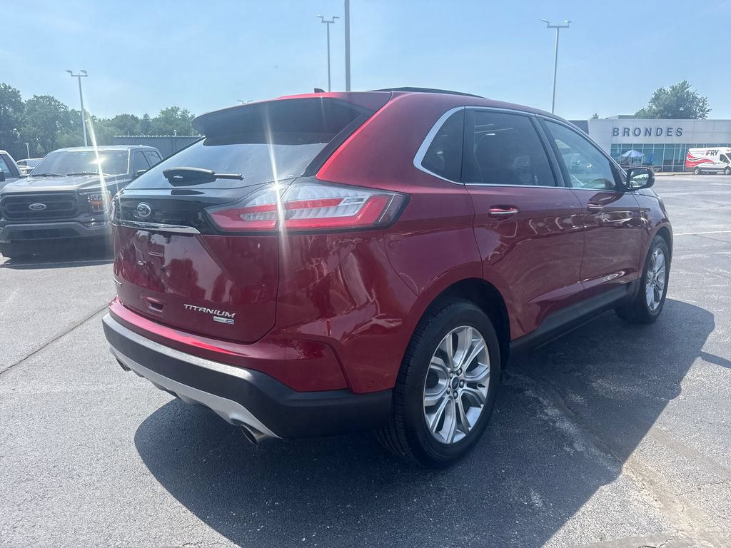 Used 2019 Ford Edge Titanium w/ Equipment Group 301A AWD/4WD image 6