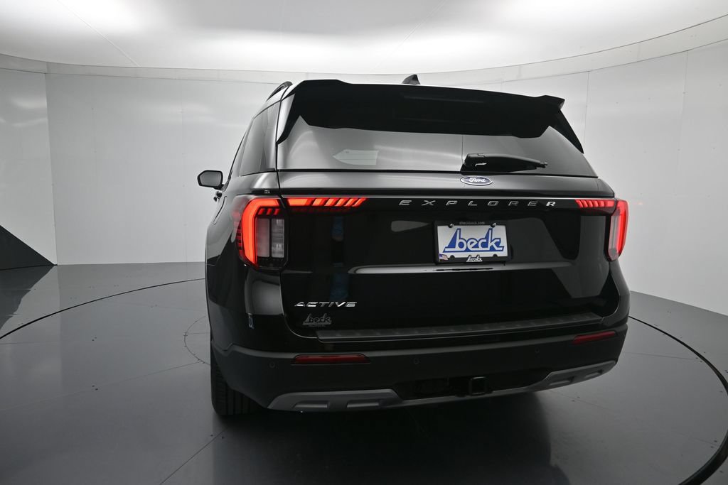 New 2026 Ford Explorer Active w/ Active Comfort Package RWD image 24