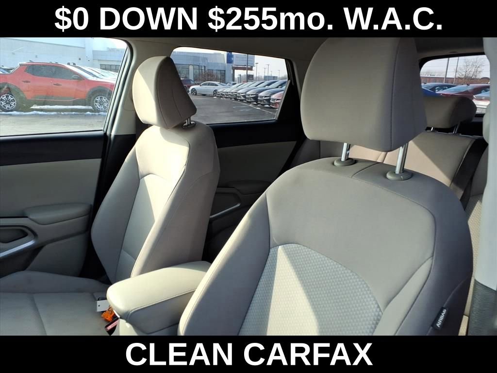 Used 2022 Kia Soul LX FWD image 12