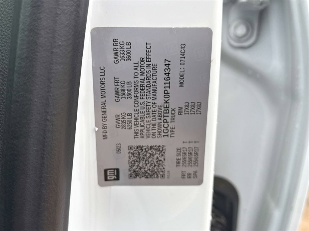 Used 2023 Chevrolet Colorado W/T image 10