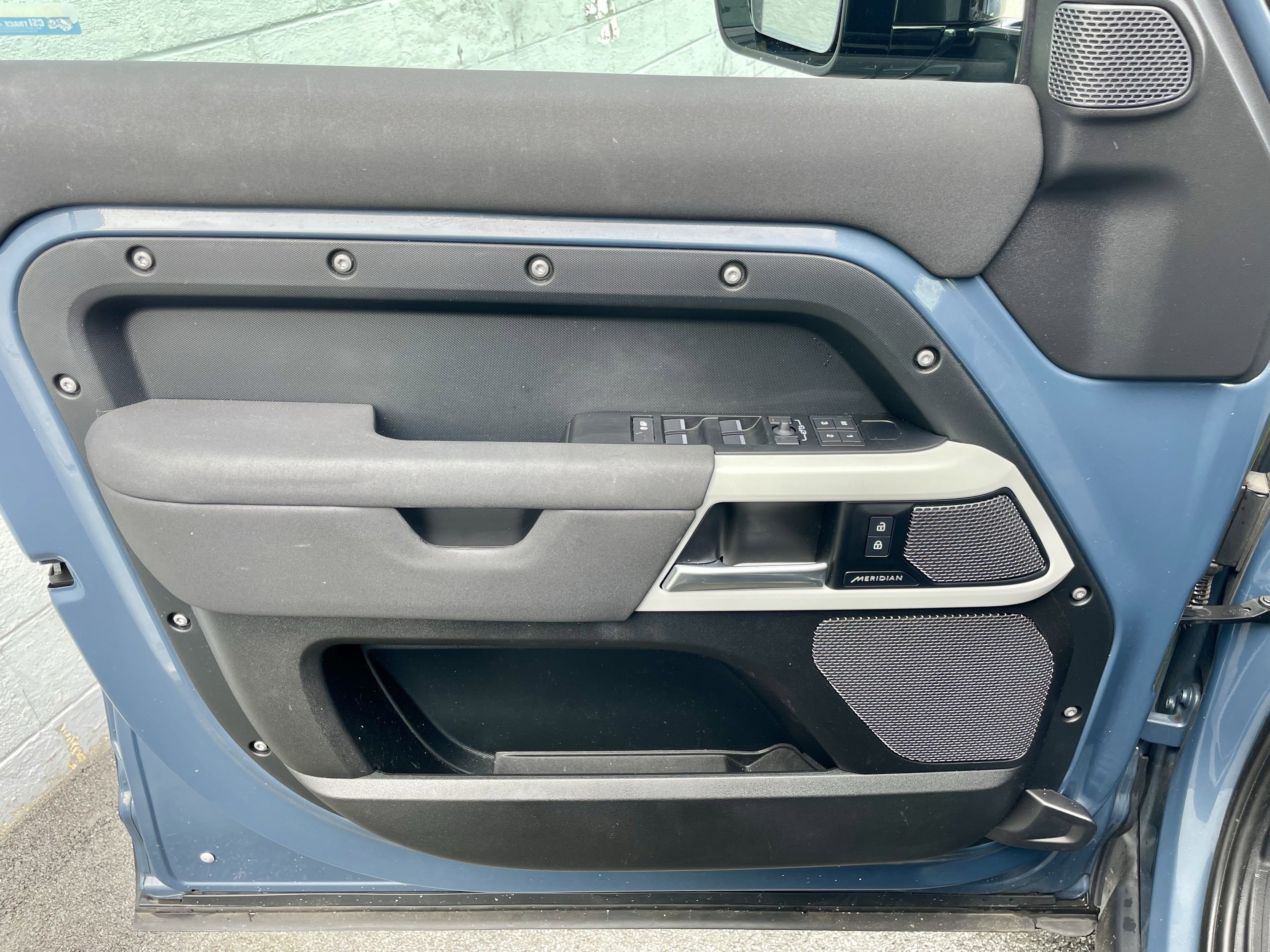 Used 2023 Land Rover Defender 110 S image 12
