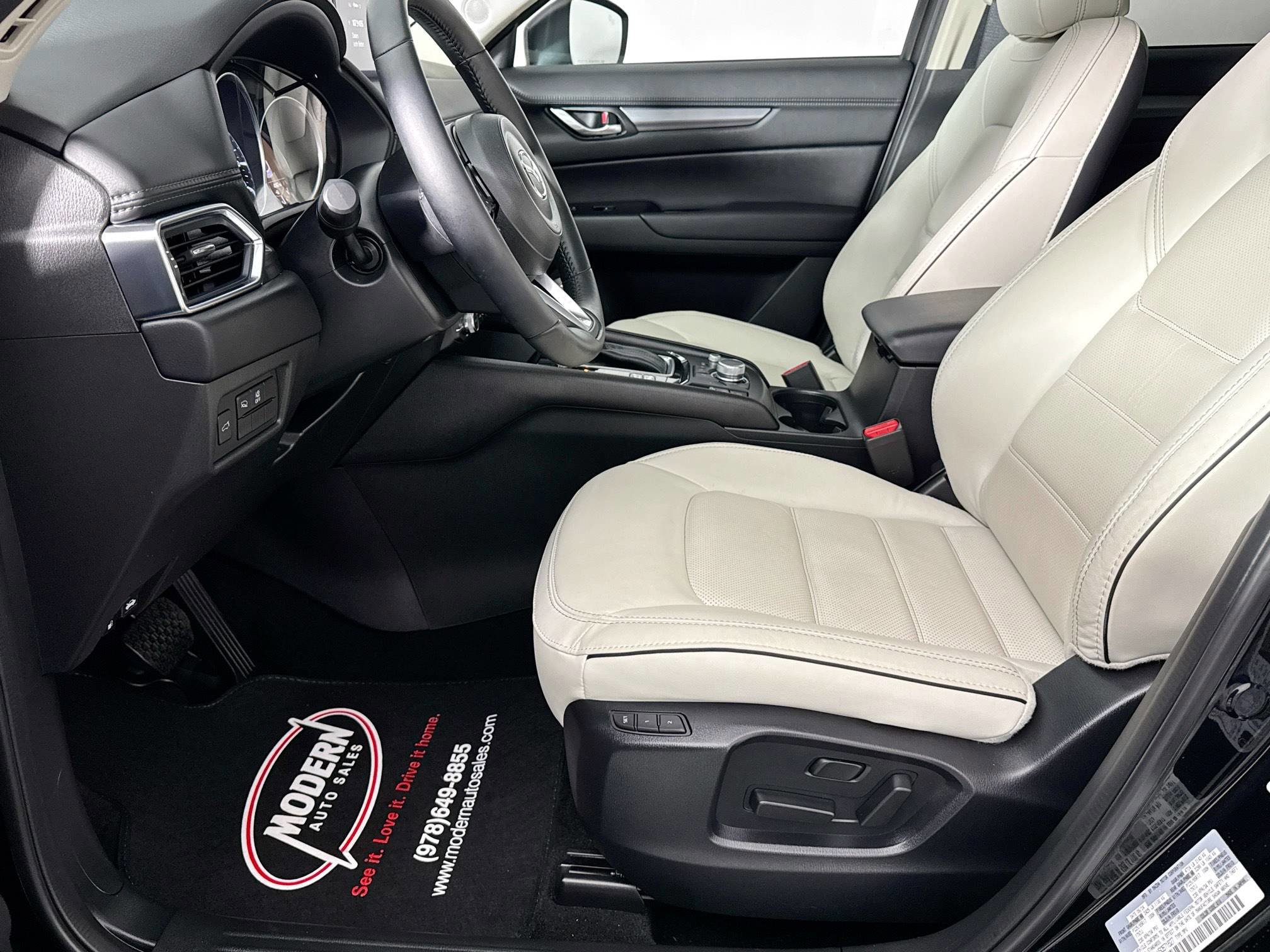 Used 2025 MAZDA CX-5 AWD 2.5 S w/ Preferred Package image 17