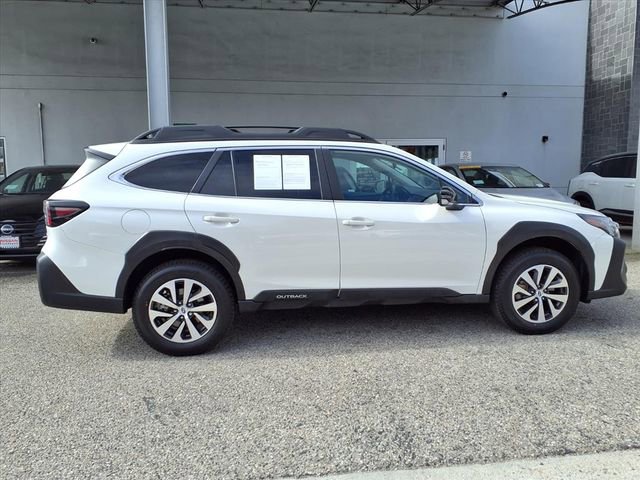 Used 2025 Subaru Outback Premium AWD/4WD image 22