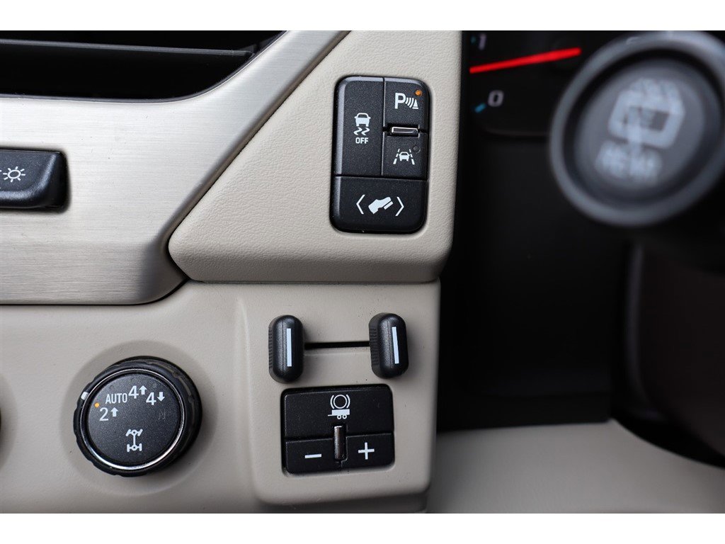 Used 2020 GMC Yukon Denali w/ Open Road Package image 41