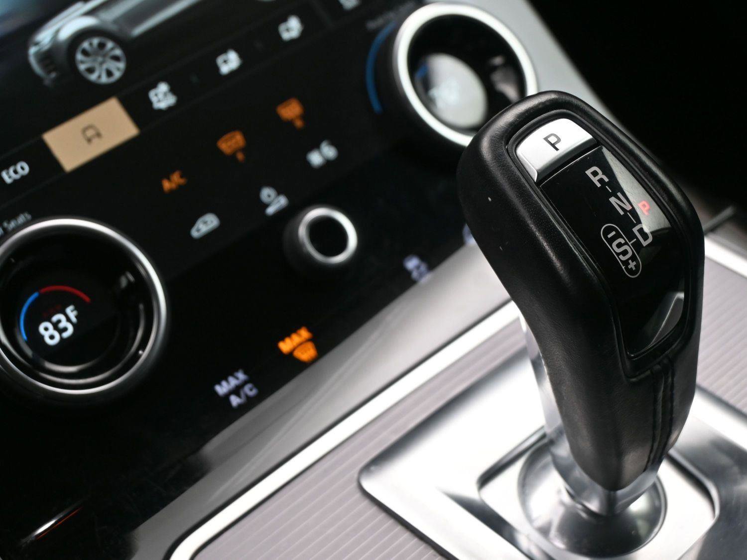 Used 2021 Land Rover Range Rover Evoque SE image 5