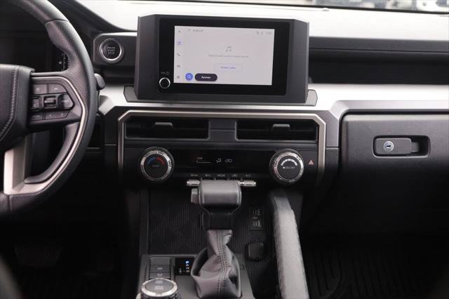 Certified 2025 Toyota 4Runner SR5 AWD/4WD image 11