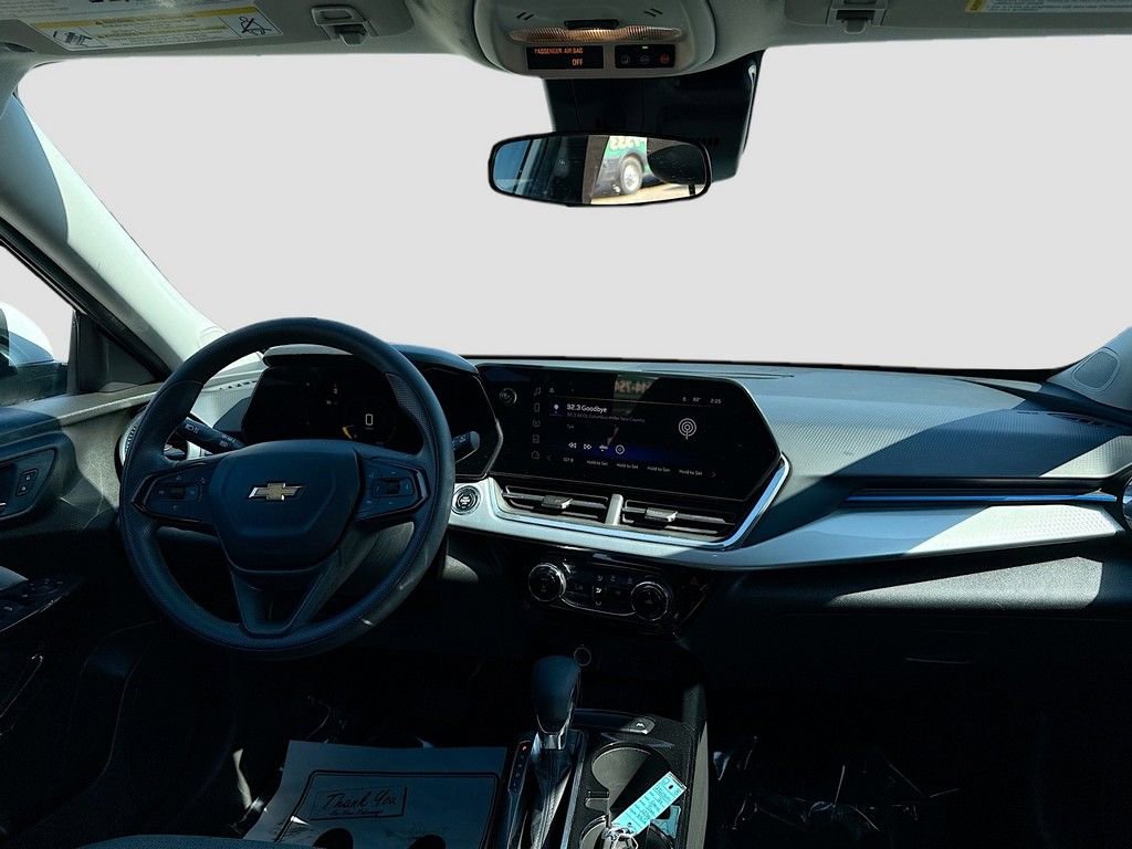 Used 2024 Chevrolet Trax LT image 23