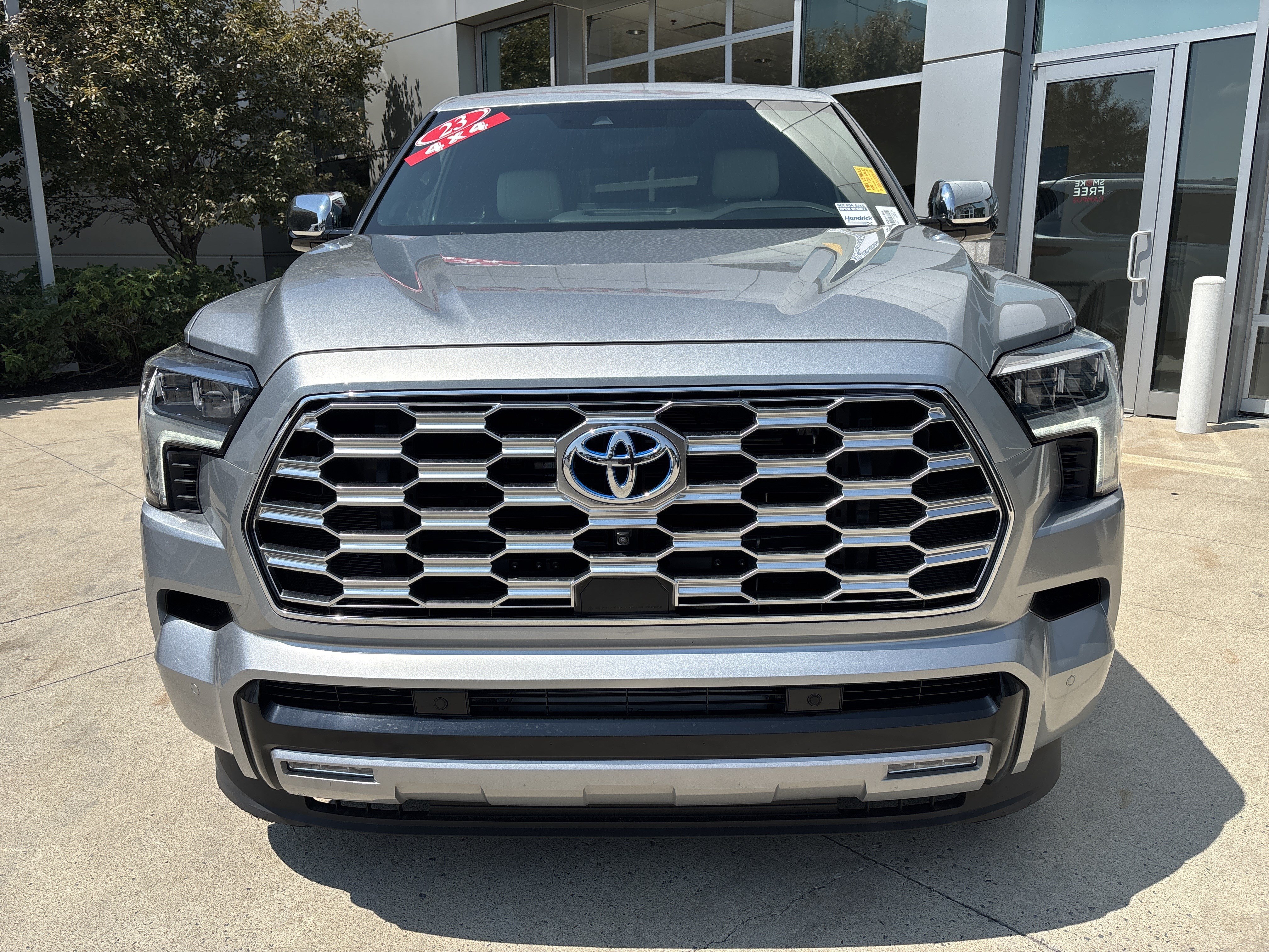 Used 2023 Toyota Sequoia Capstone AWD/4WD image 5