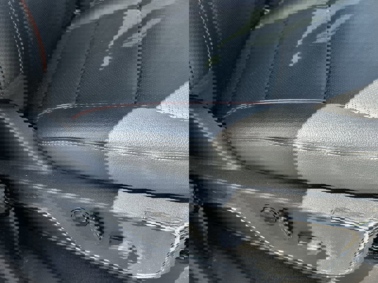 Used 2024 Ford F250 Lariat image 15