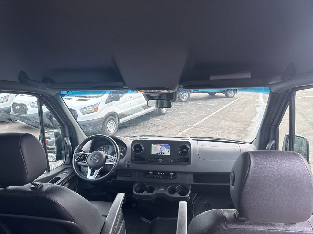 Used 2022 Mercedes-Benz Sprinter 2500 image 40