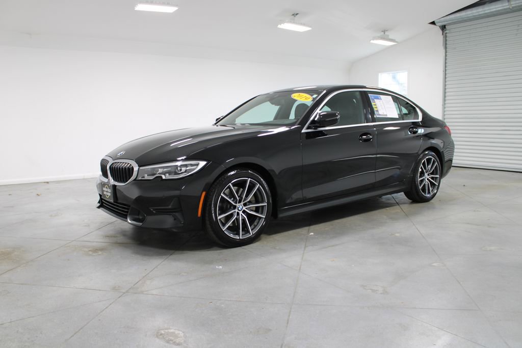 Used 2019 BMW 330i Sedan w/ Convenience Package image 4