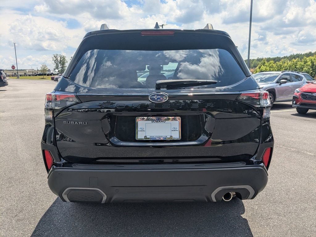 Used 2025 Subaru Forester Limited w/ Popular Package #2 AWD/4WD image 5