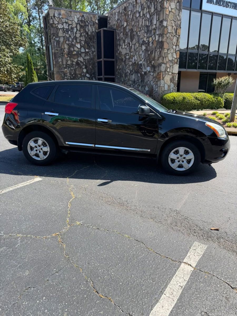 Used 2014 Nissan Rogue S FWD image 8