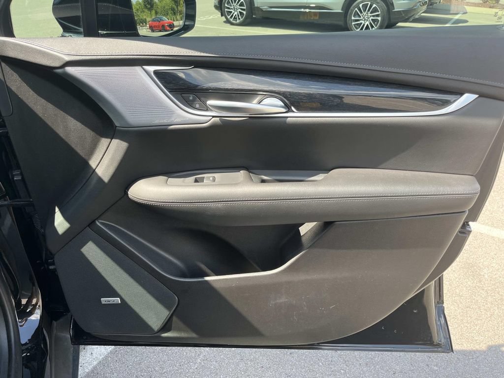 Certified 2023 Cadillac XT5 Premium Luxury AWD/4WD image 24