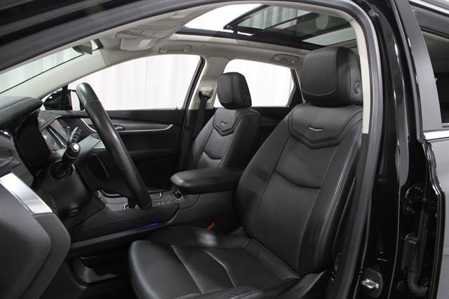 Used 2019 Cadillac XT5 Luxury AWD/4WD image 5