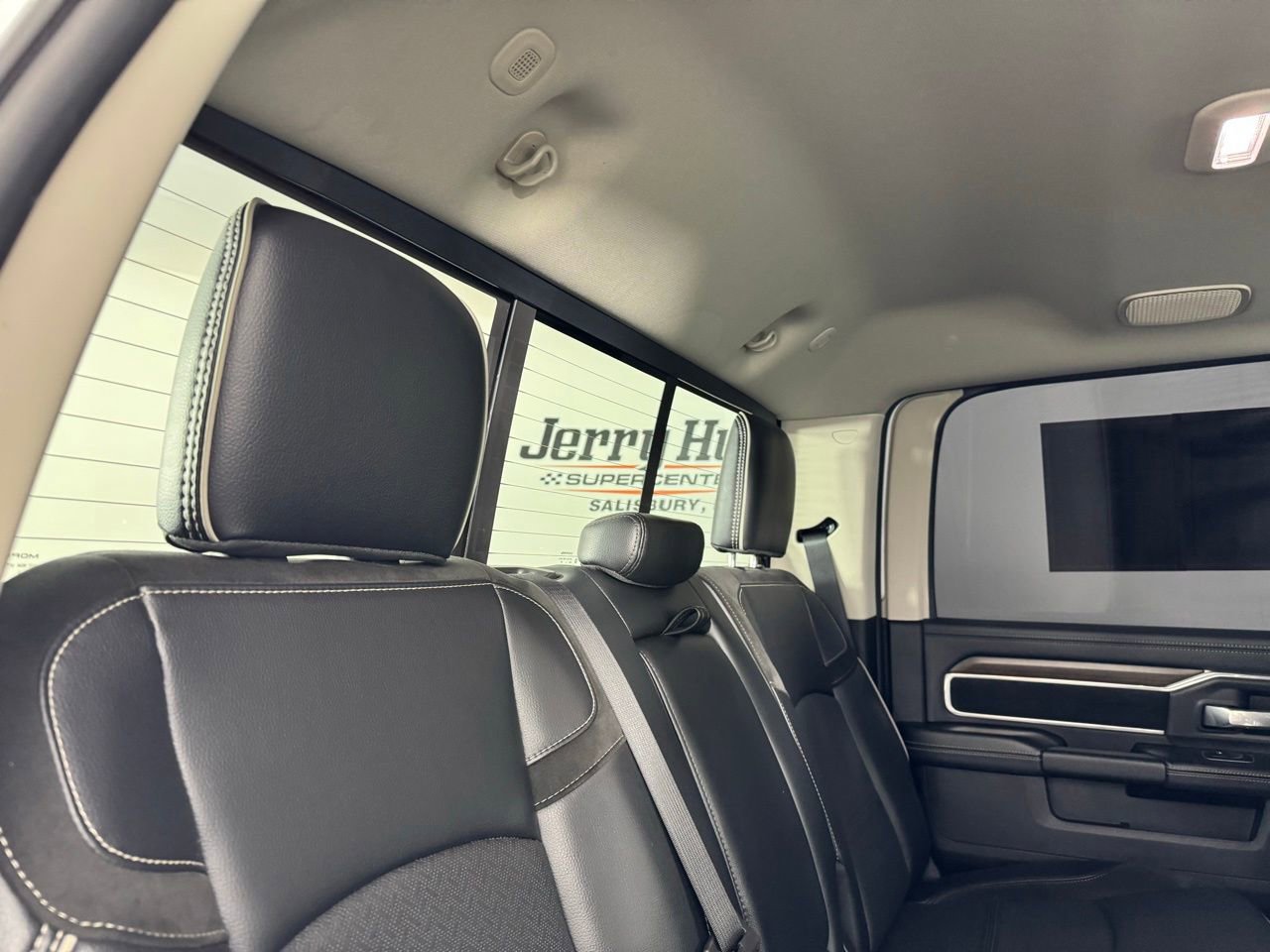 Used 2024 RAM 2500 Laramie image 30