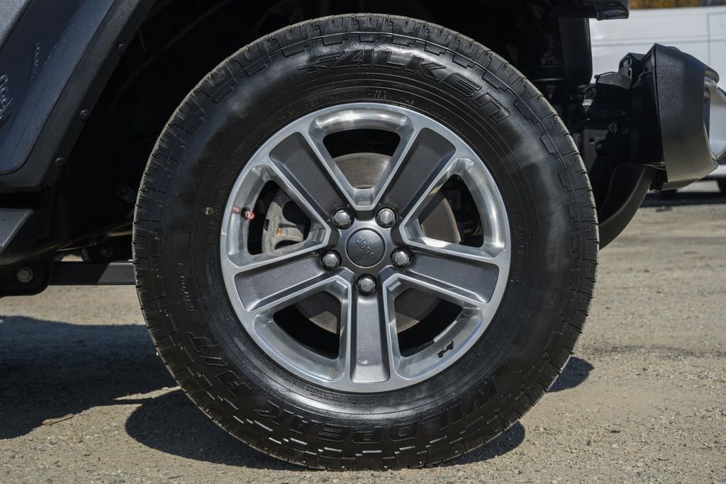 Used 2020 Jeep Wrangler Unlimited Sahara image 19