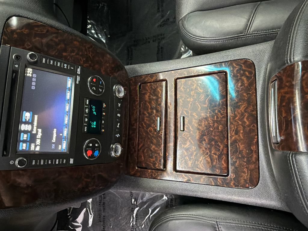 Used 2012 GMC Yukon XL Denali AWD/4WD image 29