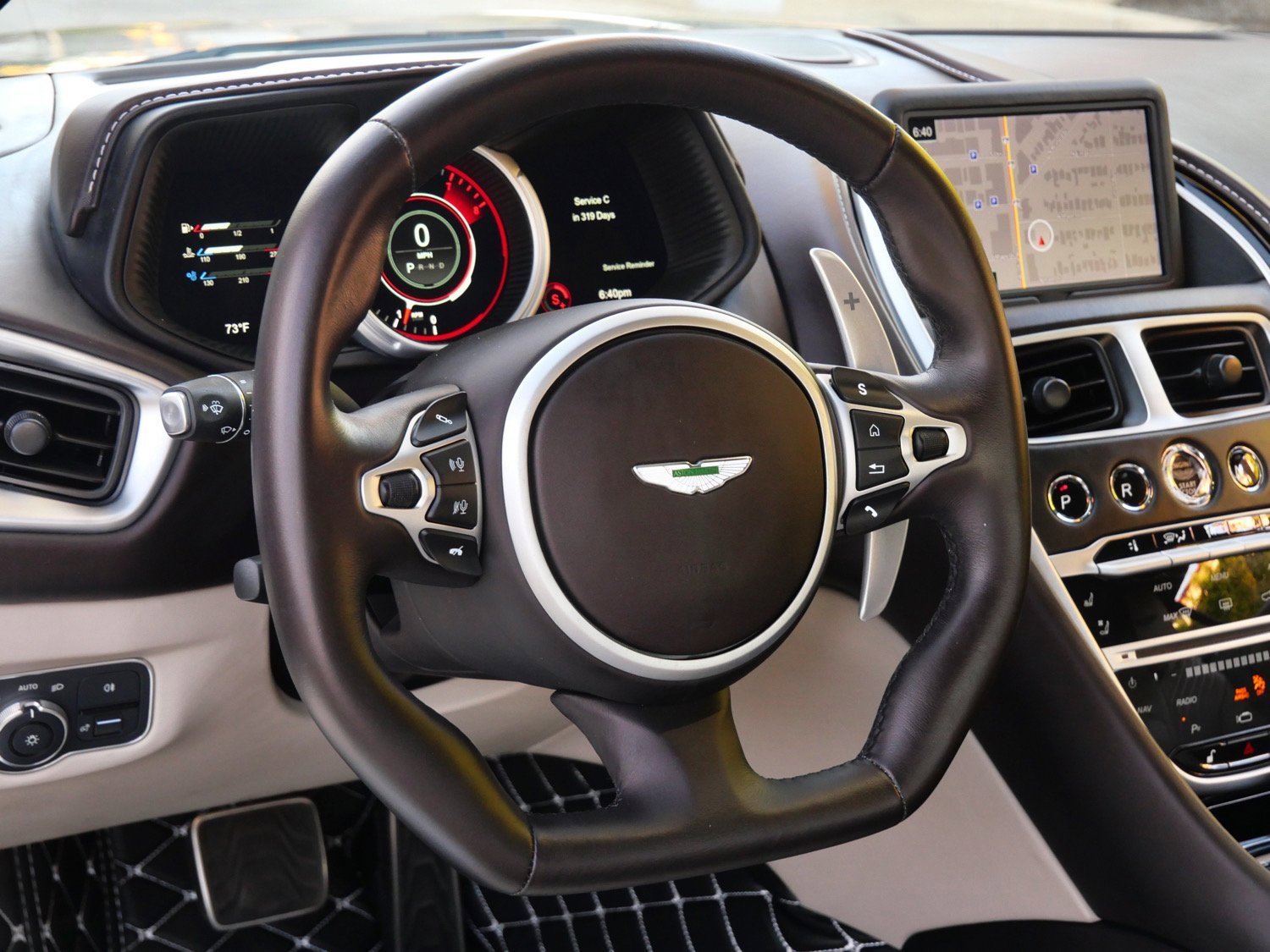 Used 2023 Aston Martin DB11 Coupe image 11