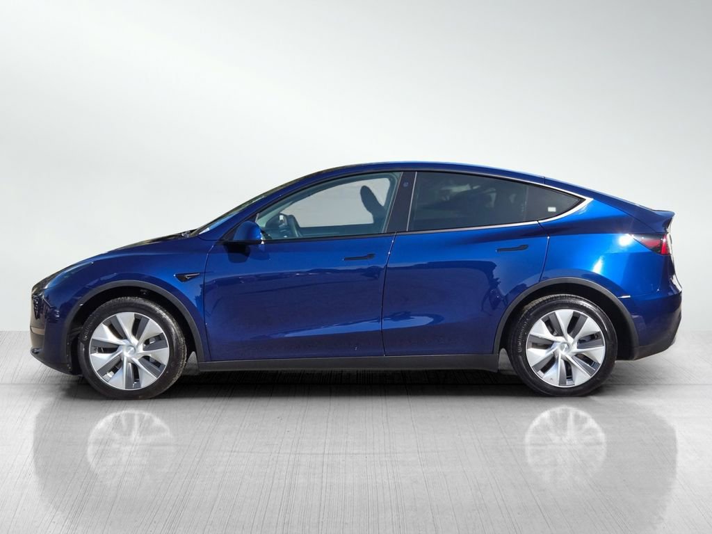 Used 2023 Tesla Model Y Long Range image 7