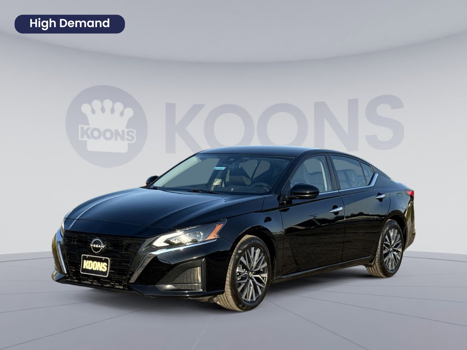 Used 2023 Nissan Altima 2.5 SV