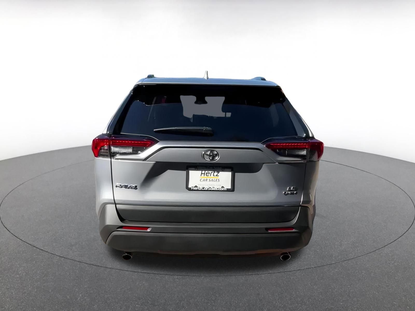 Used 2025 Toyota RAV4 LE image 12