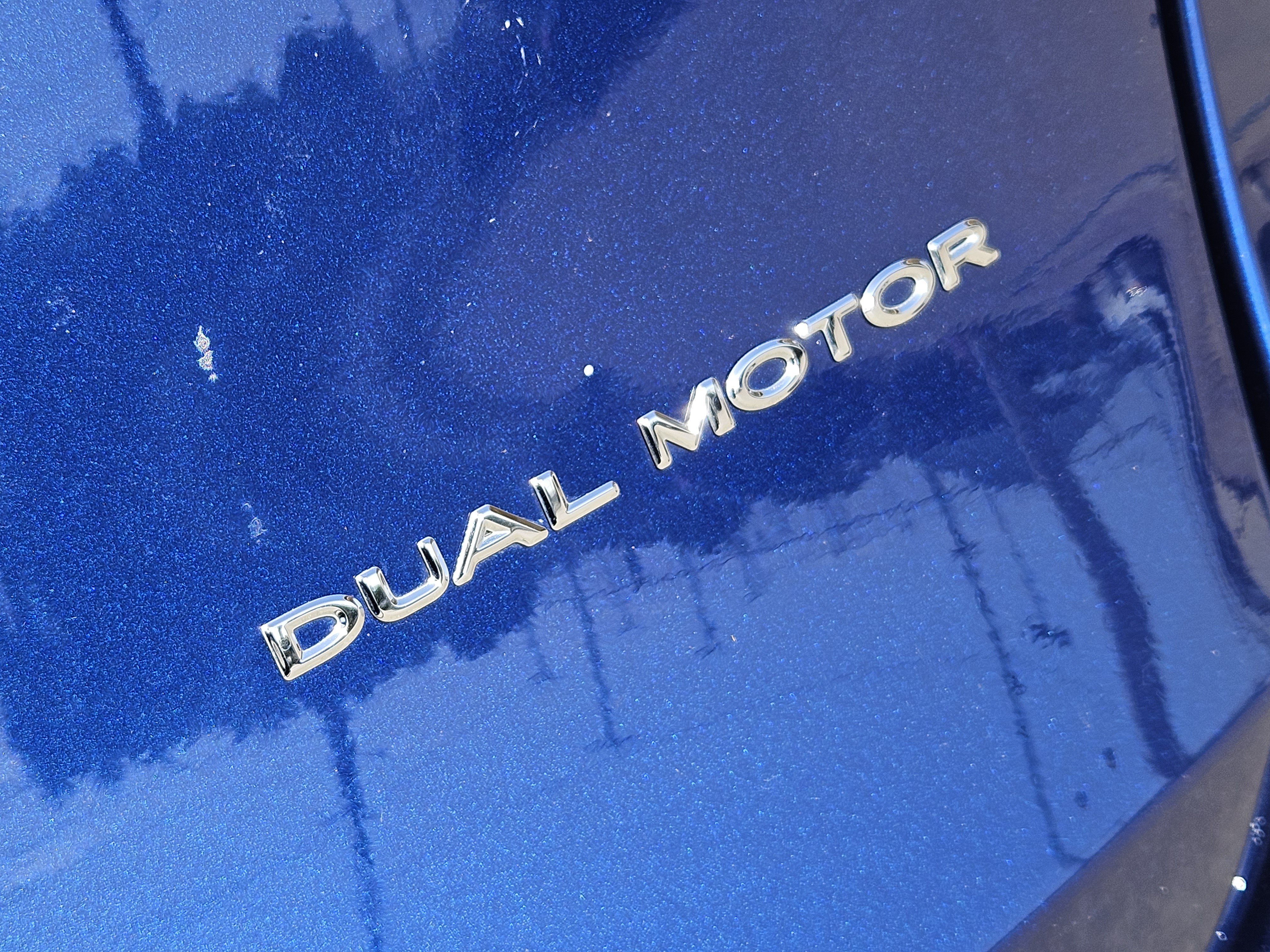 Used 2022 Tesla Model Y Long Range AWD/4WD image 33