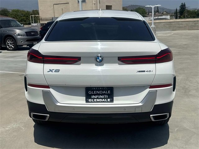 Used 2022 BMW X6 xDrive40i w/ Premium Package image 4