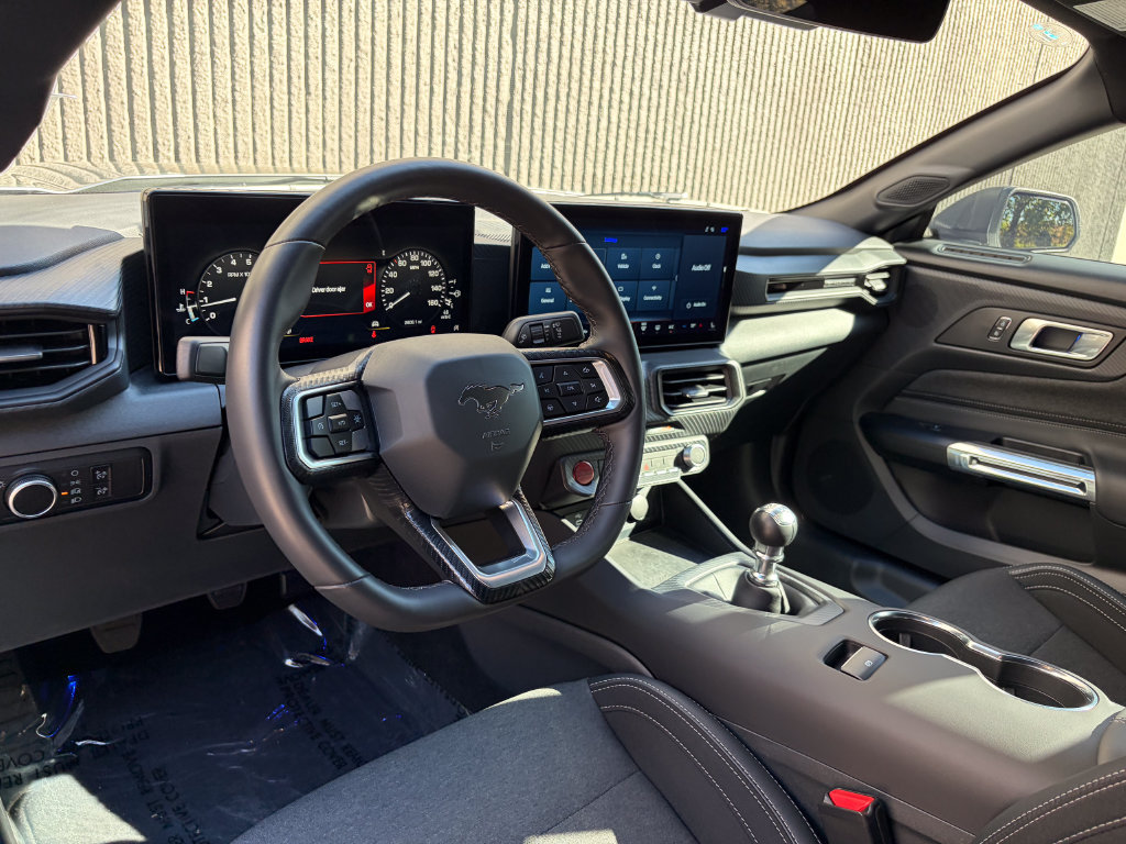 Certified 2025 Ford Mustang GT RWD image 11