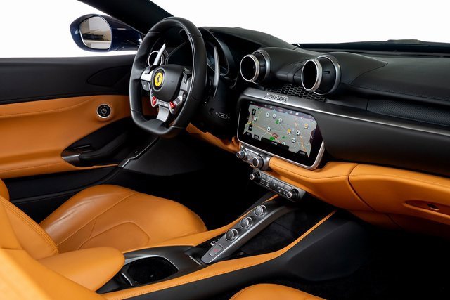 Used 2019 Ferrari Portofino image 47