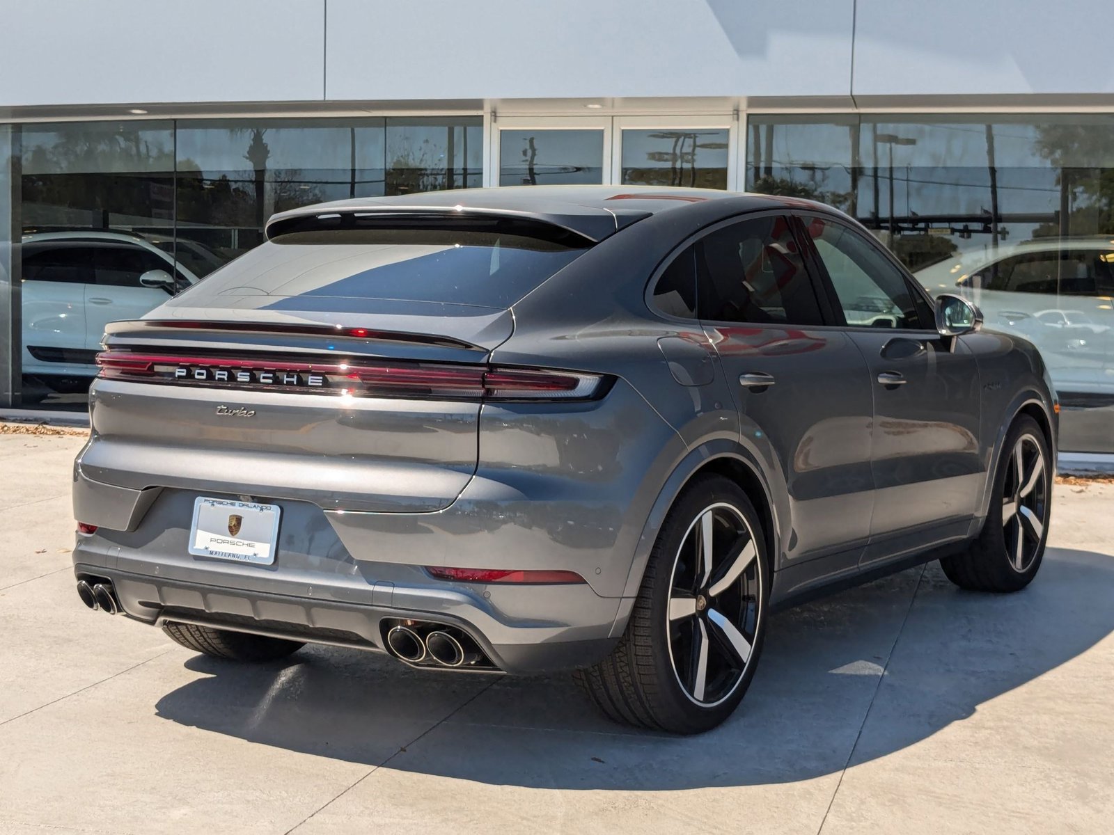 New 2025 Porsche Cayenne Turbo image 8