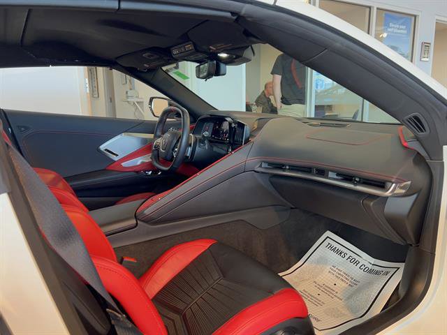 Used 2023 Chevrolet Corvette Stingray w/ Z51 Performance Package image 21