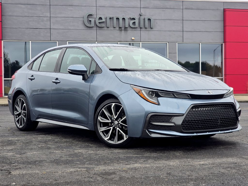 Used 2022 Toyota Corolla XSE FWD image 2
