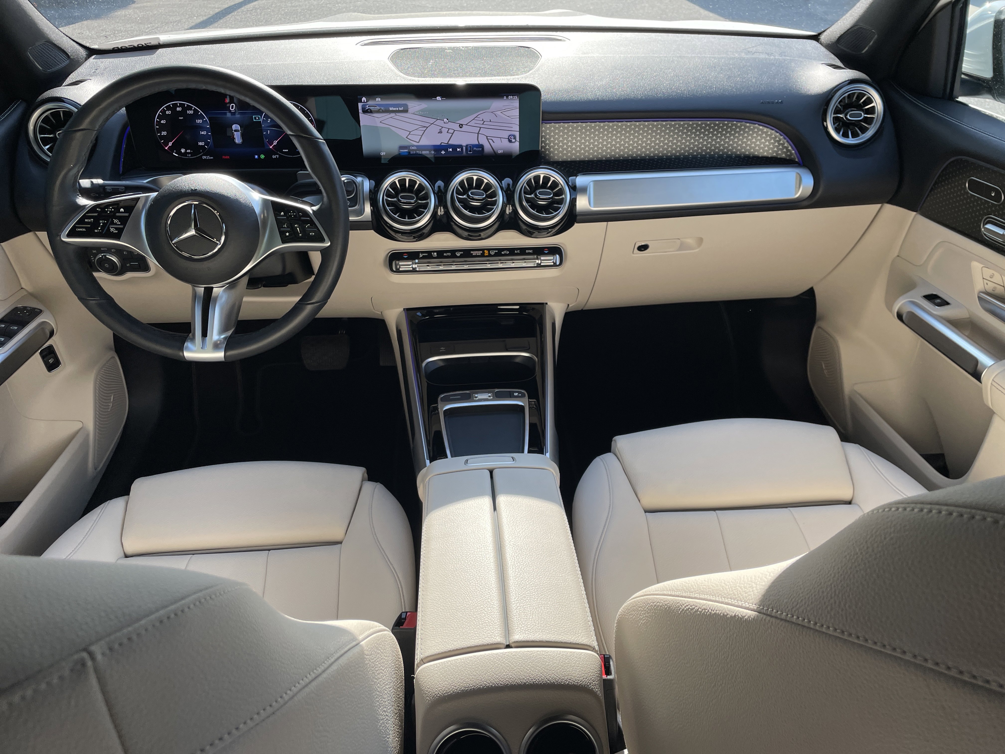 Certified 2025 Mercedes-Benz GLB 250 image 24