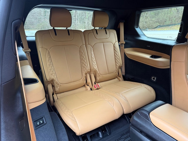 Used 2023 Jeep Grand Cherokee L Summit w/ Advanced Protech Group IV image 25