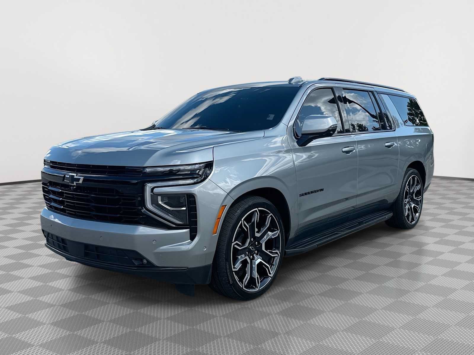 Certified 2025 Chevrolet Suburban RST w/ Advanced Technology Package