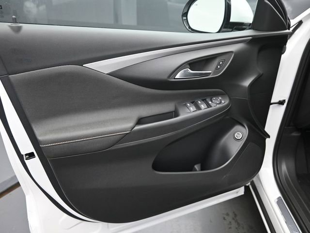 New 2026 Buick Envista Avenir FWD image 12