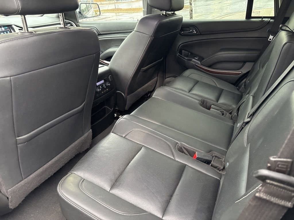 Used 2020 GMC Yukon SLT w/ Open Road Package image 17