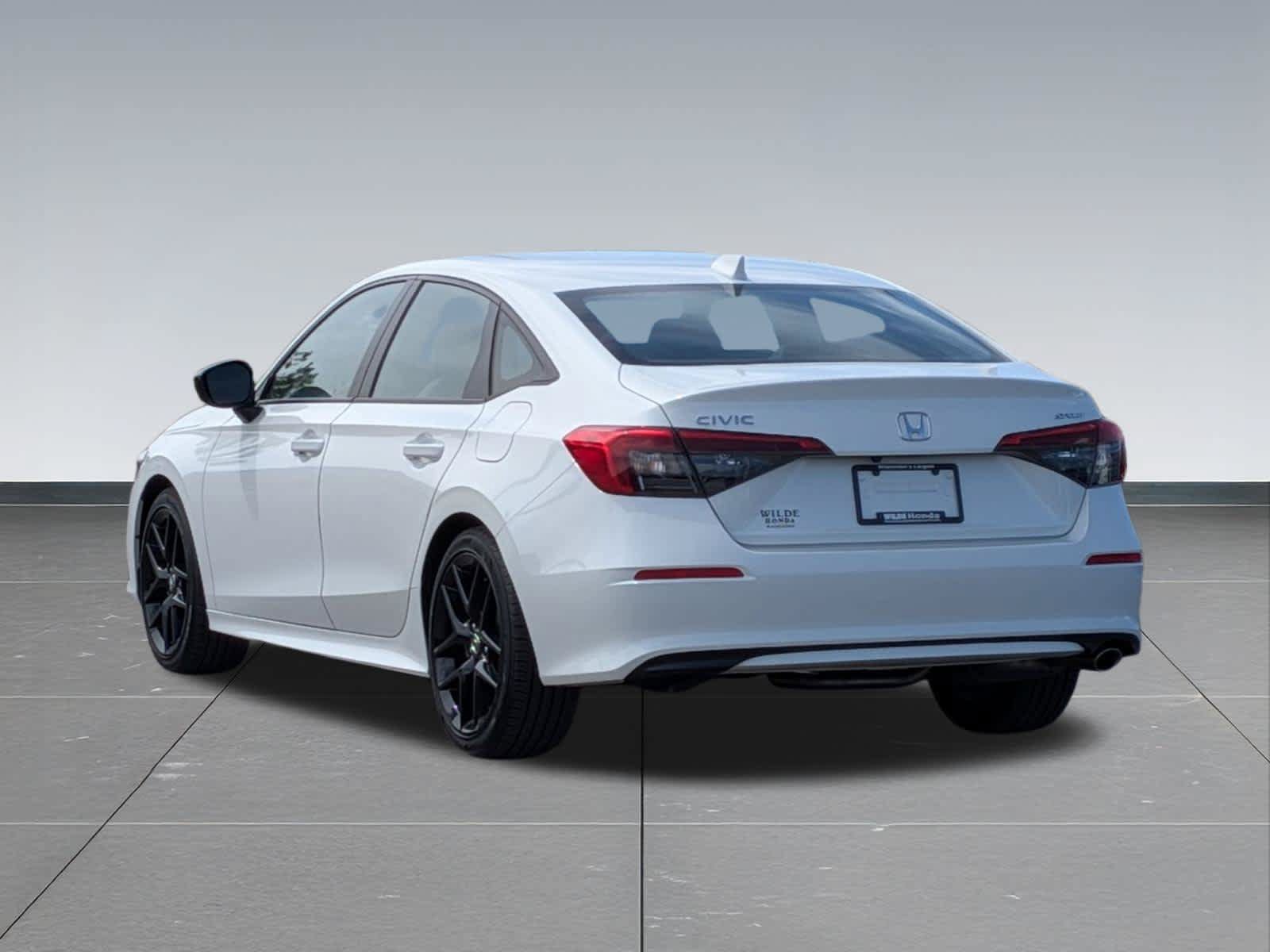 Used 2024 Honda Civic Sport image 4