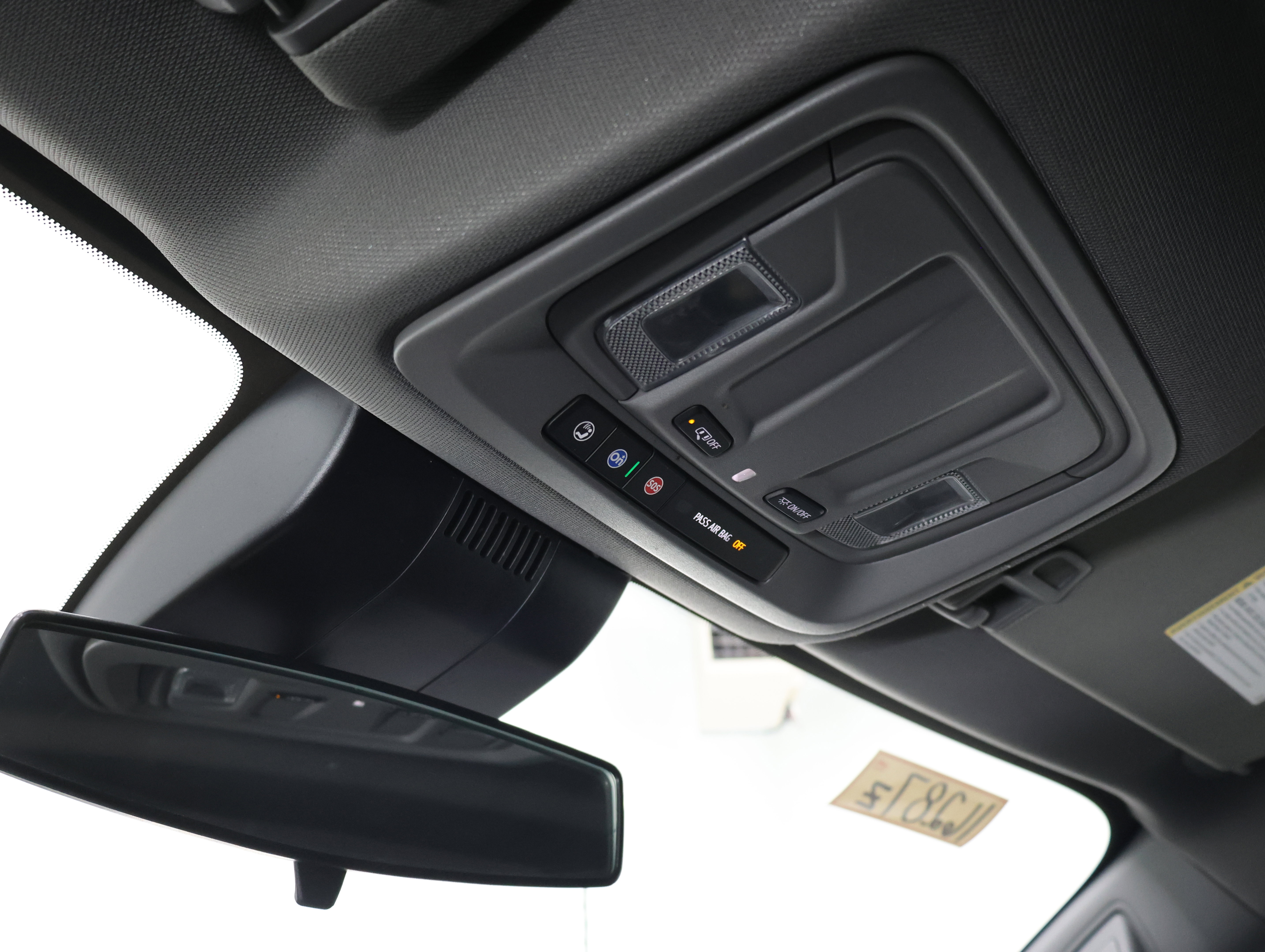 Used 2024 Chevrolet Silverado 2500 LT AWD/4WD image 12