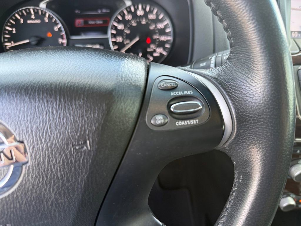 Used 2015 Nissan Pathfinder SL w/ SL Premium Package image 25