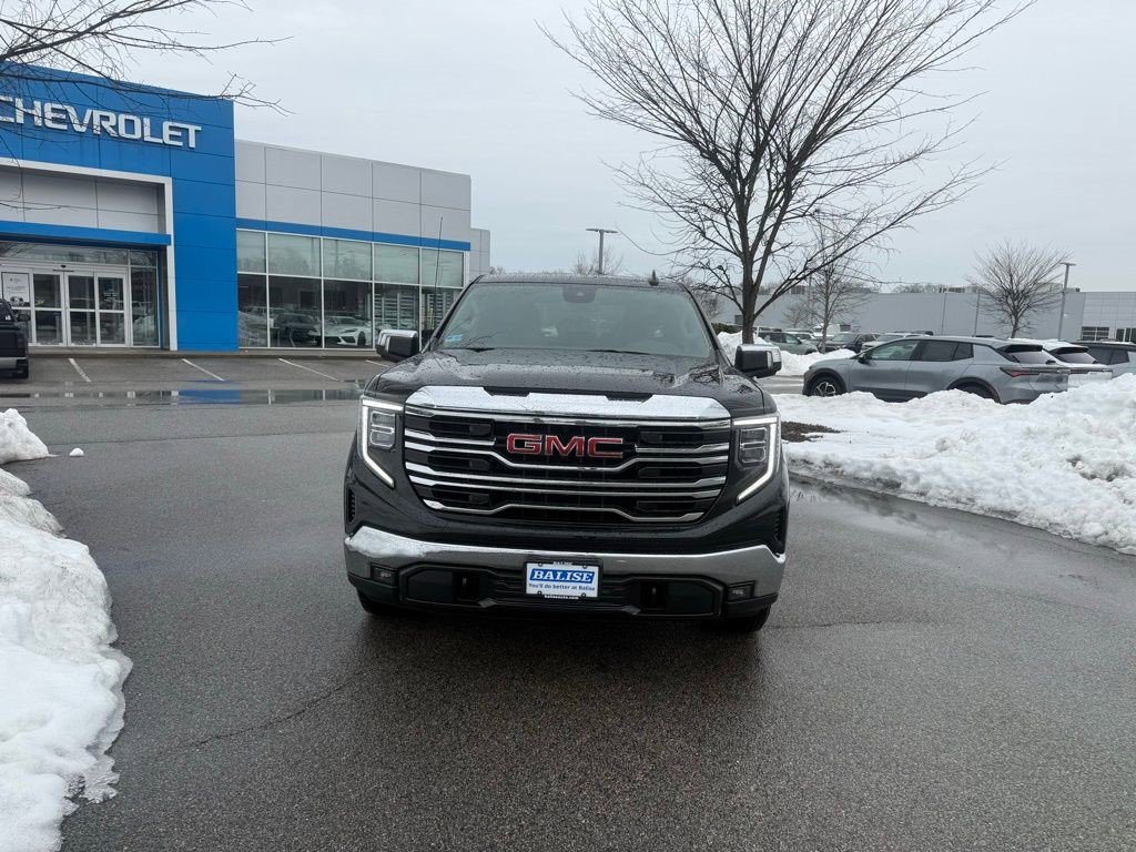 Certified 2025 GMC Sierra 1500 SLT image 3