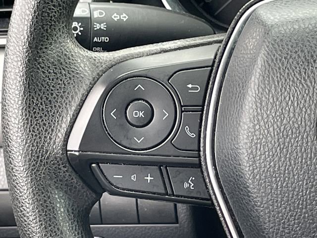 Used 2020 Toyota Camry LE FWD image 13