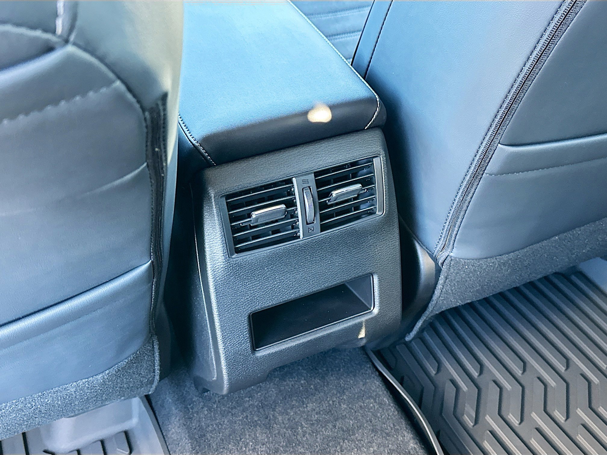 New 2026 Mitsubishi Outlander Trail Edition image 19