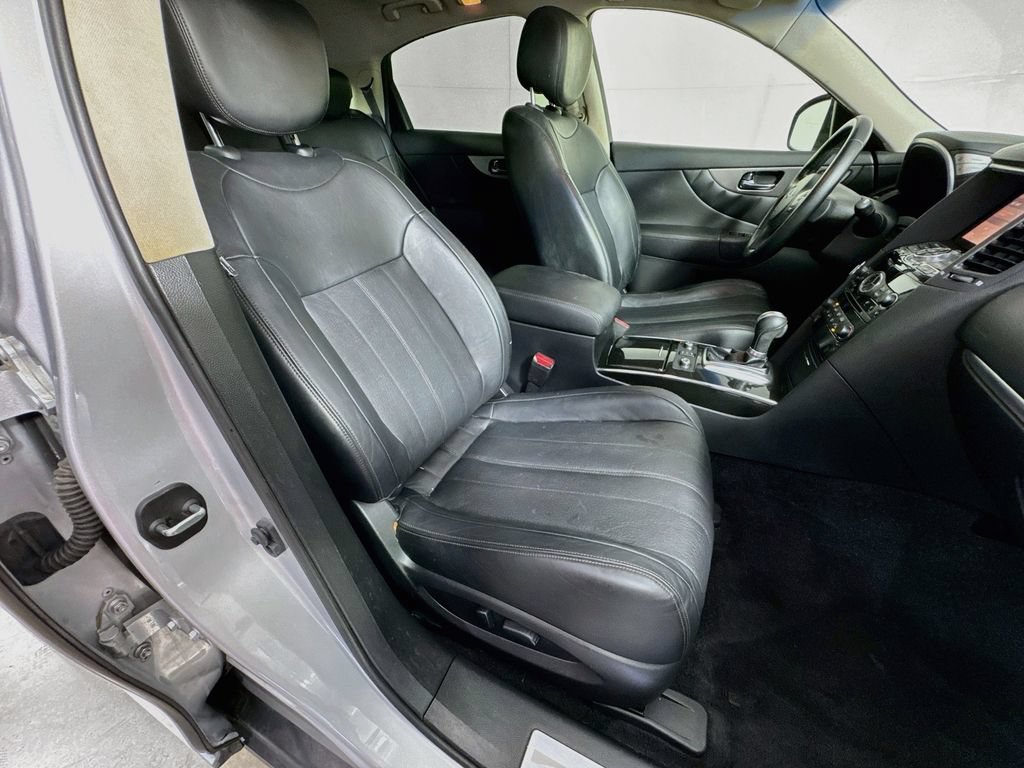 Used 2016 INFINITI QX70 2WD image 36