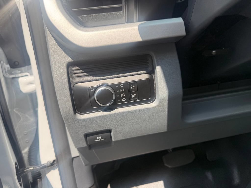New 2026 Ford F550 2WD Regular Cab Super Duty image 18
