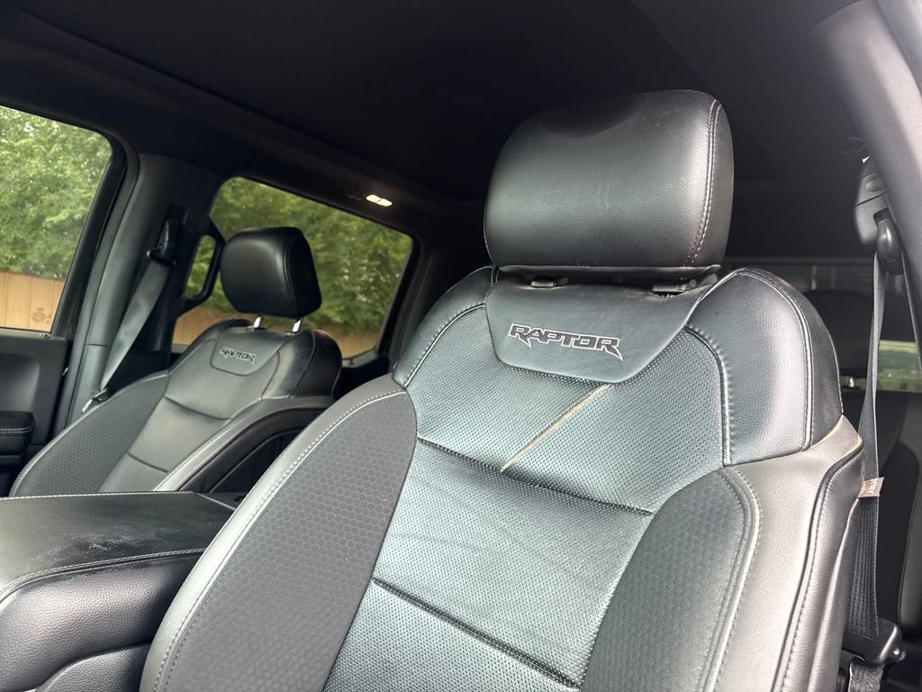 Used 2019 Ford F150 Raptor w/ Equipment Group 802A Luxury AWD/4WD image 11