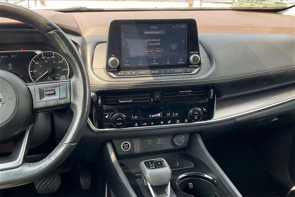 Used 2021 Nissan Rogue SV w/ Premium Package image 6