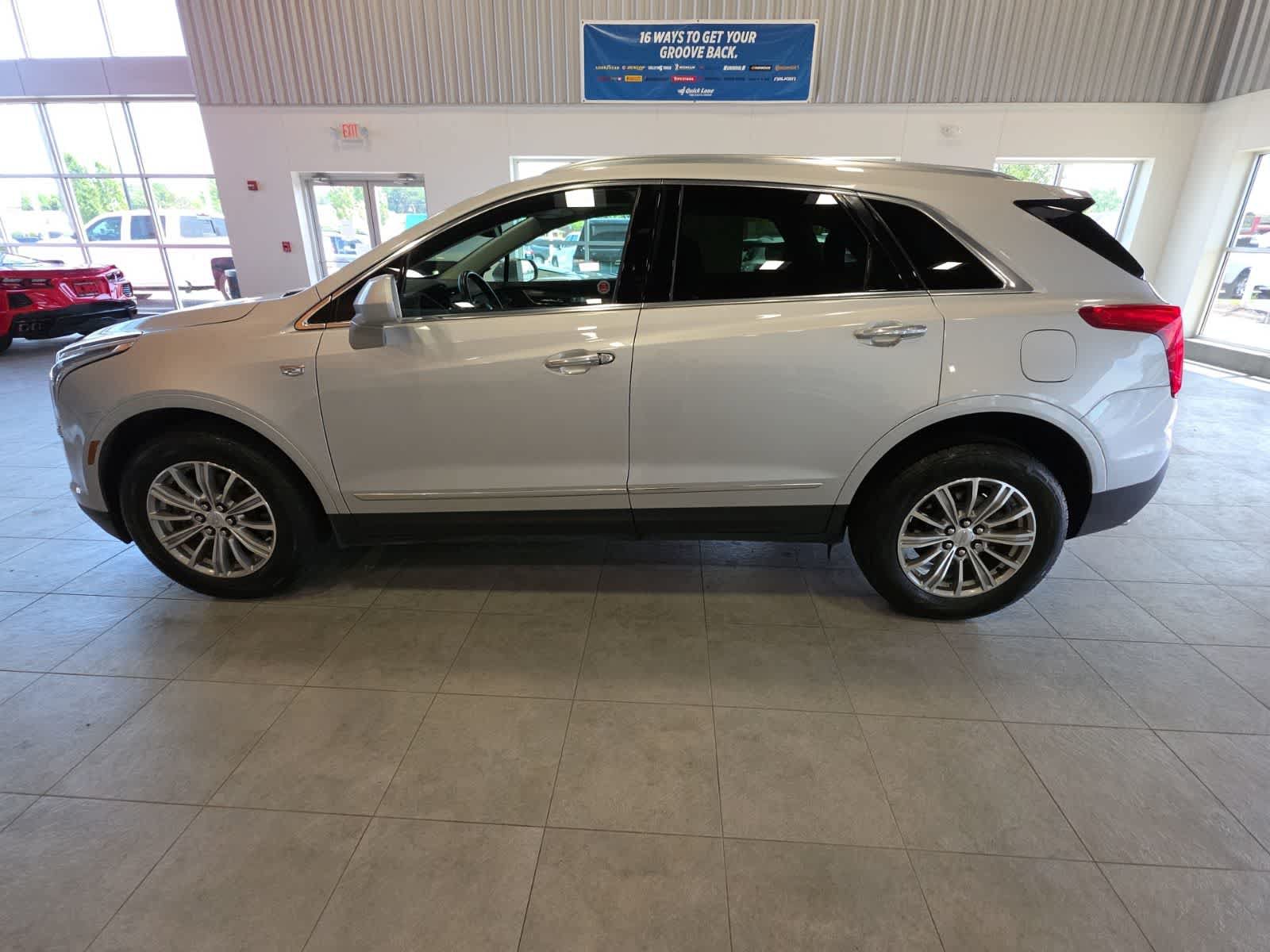 Used 2018 Cadillac XT5 Luxury AWD/4WD image 12